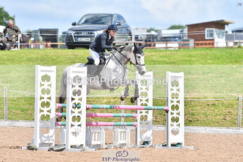 240609A-113335-04618 - Cls 17 Snr 1.05m Open