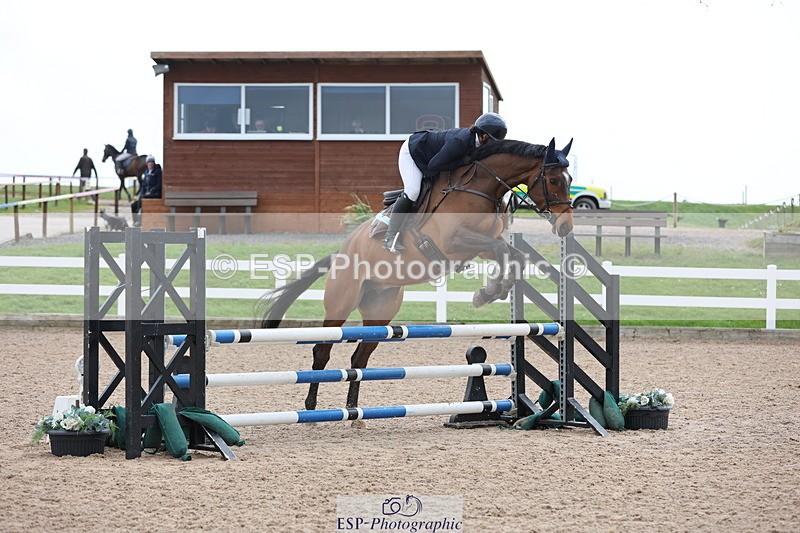 240406A-112137-03031 - Cls 20 British Novice and 90cm Open