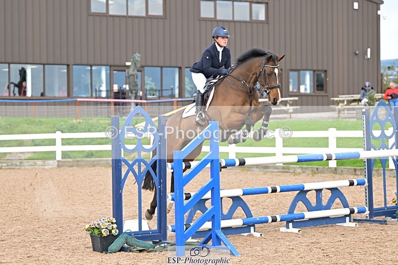 241004A-144139-02511 - Fri 12 1.15m Members Cup