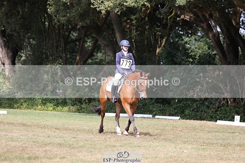 250823A-152131-33085 - PC80 Ride Off