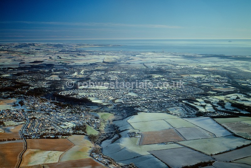 A00257BX2 New Town of Glenrothes and Leslie Village in 2001 - Settlements, infrastructure and attractions
