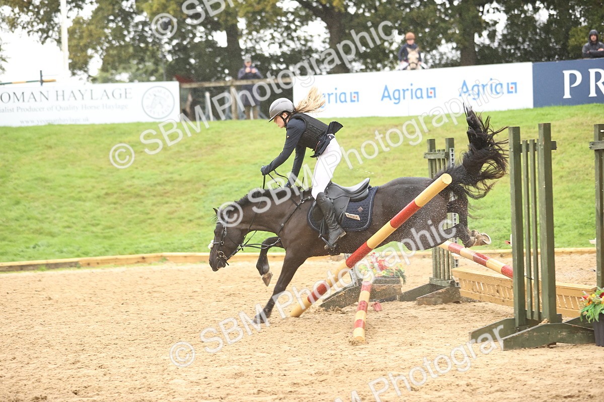 SBM_73576 - J19 - Junior Horse & Pony 90cm Supreme championship