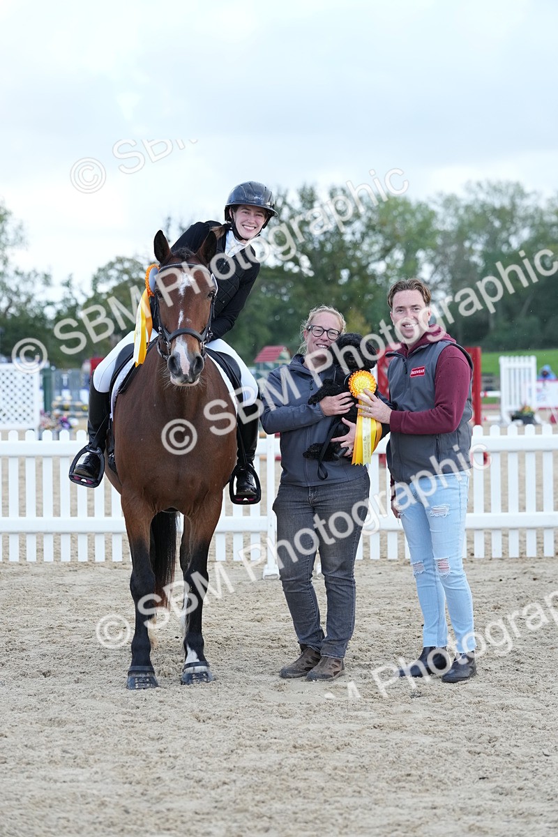 SBM_29194 - J43 - Horse & Hound Open 50cm