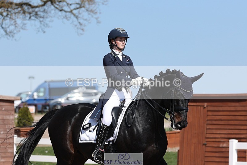 250405-144911-11468 - 069-India.Hamilton-Burnet-Kissingdale