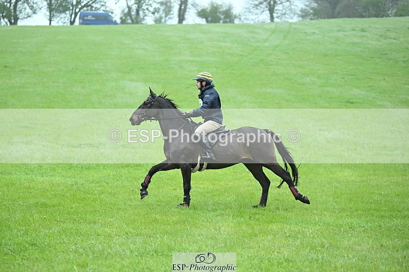 250418-102624-01170 - 051-Alex.Jupp-CARRY.ON.REGARDLESS