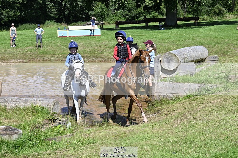 240728B-111149-01169 - Gemma's Group XC