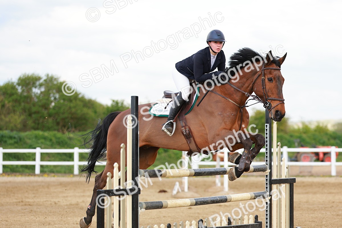 SBM_002688 - Class 5 - Senior Foxhunter - 1.20m