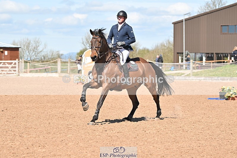 240418A-120305-02782 - Cls 5, 2 Star Medium Tour 1.35m