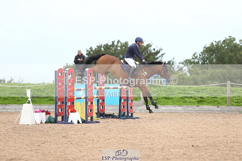 230812A-121157-08748 - Cls 32 Foxhunter