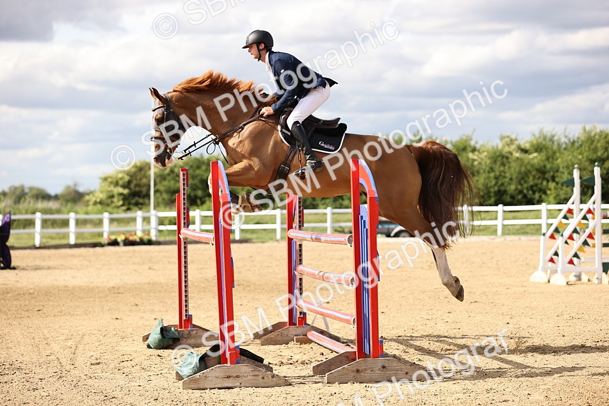 SBM_003700 - Class 13 - Senior Foxhunter - 1.20m