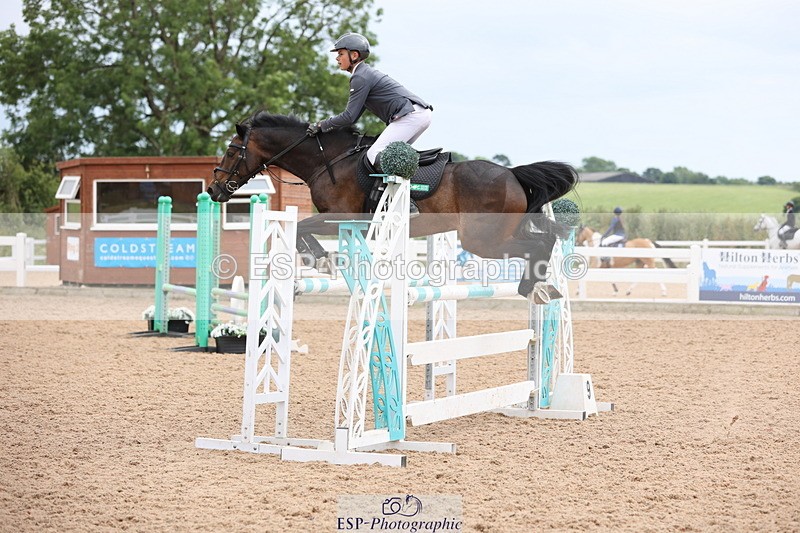 240630A-163124-15205 - Cls 33 Foxhunter and 1.10m Open