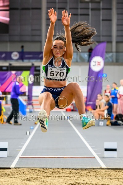 SenInd26-916347 - Field Female Set One