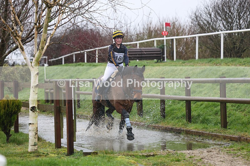 3E7A6051 - Class 1 :70cm Part 1