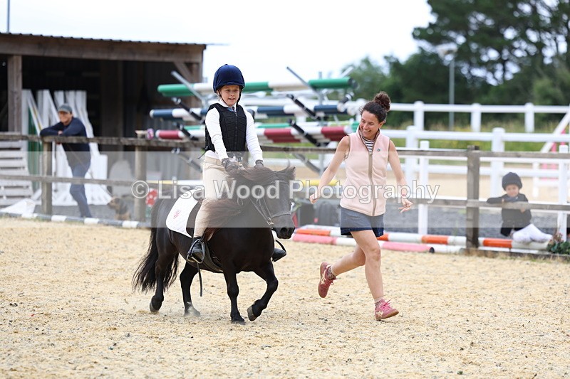 3E7A9849 - Pole Bending