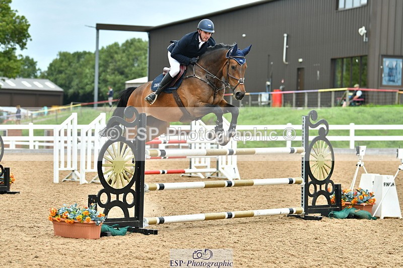 230813A-160318-13636 - Cls 45 Senior Newcomers