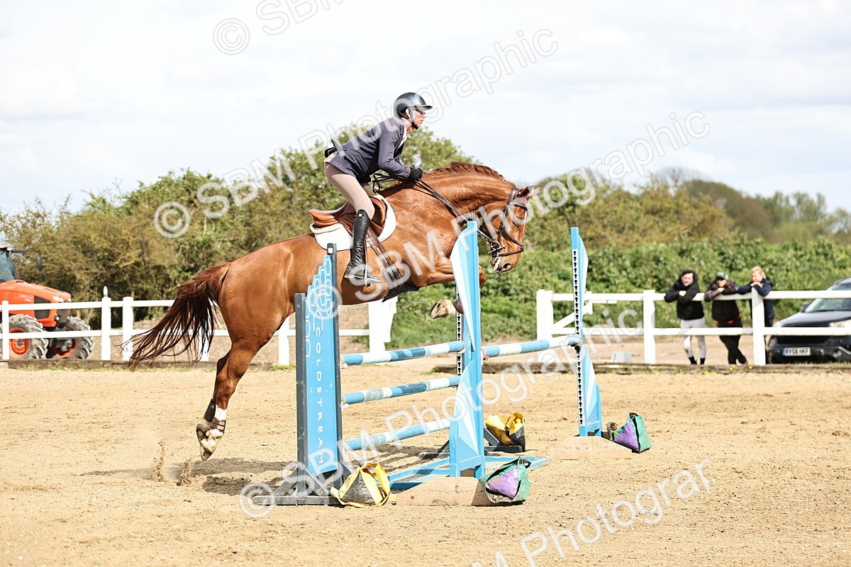 SBM_001385 - Class 4 - Senior Newcomers - 1.10m