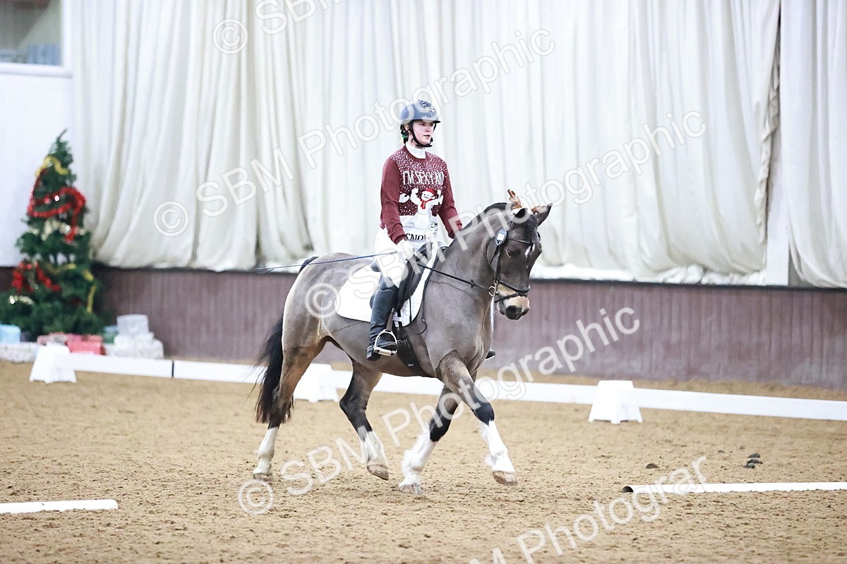 SBM_000885 - Class 7-10 - Novice 1 - Elementary 1