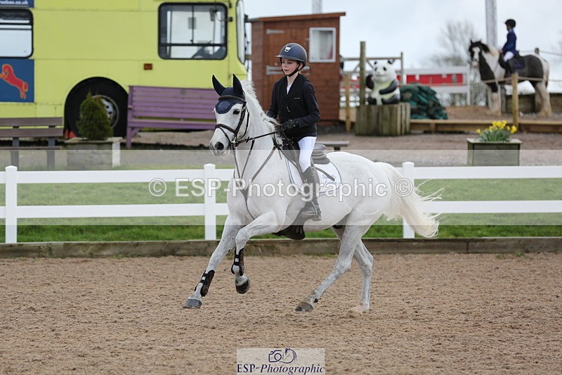 240211A-115450-02620 - Cls 5 Pony Newcomers & 1m Open