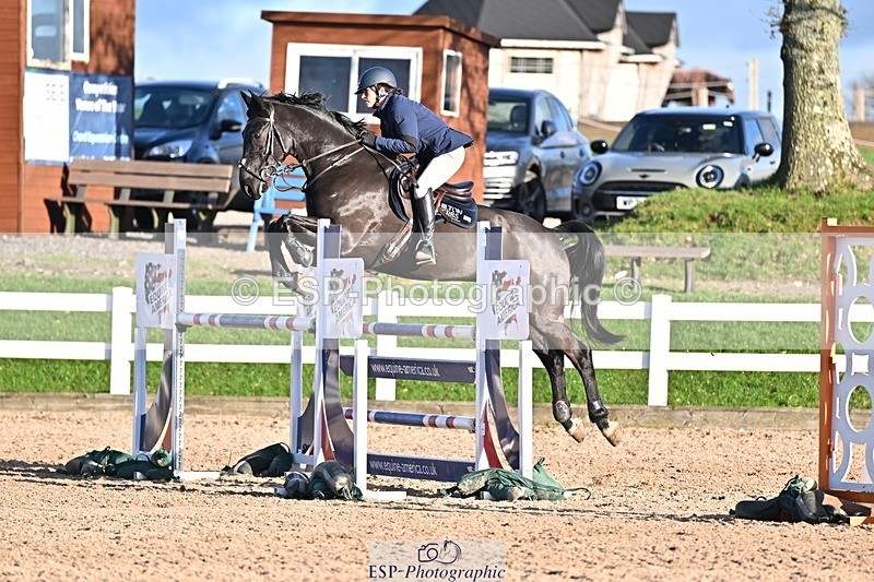 251119-140921-00510 - Cls 5 Foxhunter and 1.20m Open