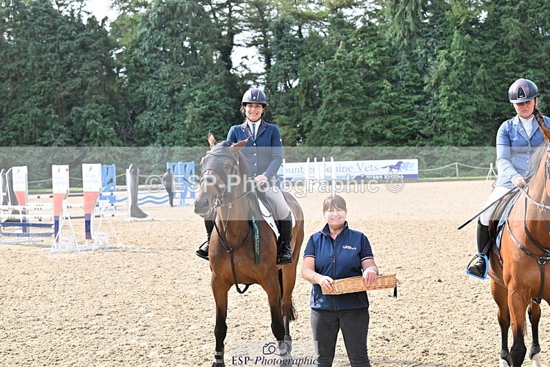 240818-100935-03578 - Cls 8B 90cm Open