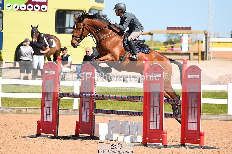 230526A-150826-02049 - Cls 12 1.05m Amateur Quali