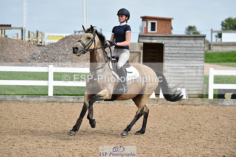 230903A-150942-05340 - Cls 21 Pony Foxhunter & 1.10m Open