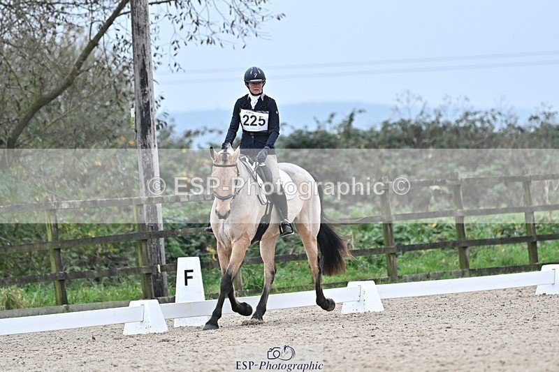 241103-150014-02683 - Novice 1 - 14.44 to 16.08