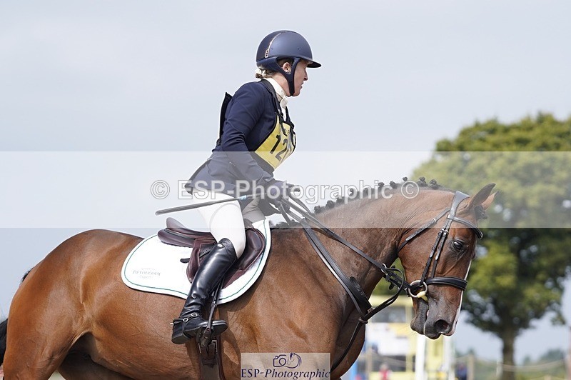 240831A-115804-01374 - 120-Helen.West-TINKA