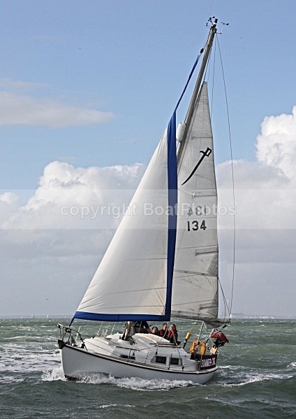 091025 SUMMER GIRL IMG_4546 - Sailboats - monohull