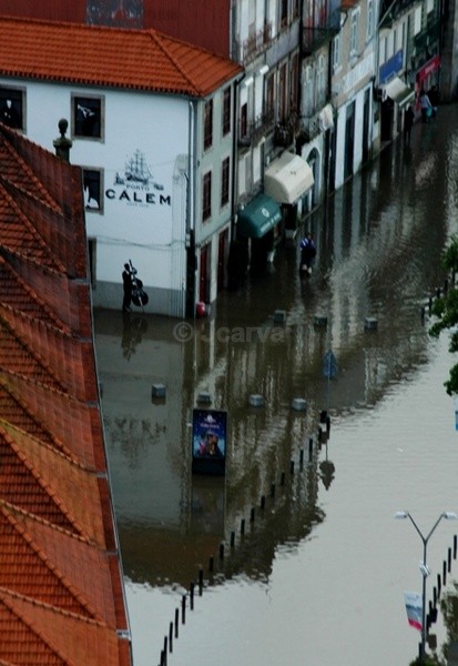 Reflected Flooding - Porto