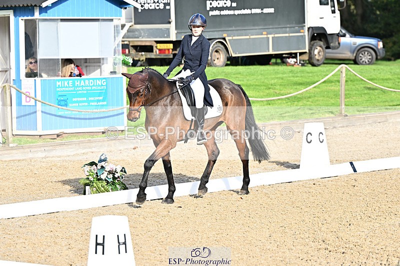 241023-150826-00477 - 108-Xanthe.Baylis-MONBEG.BY.MAGIC