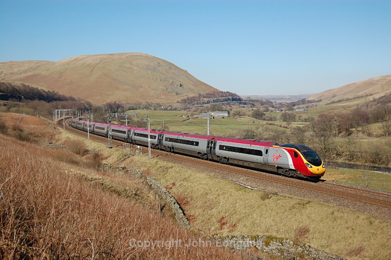 JL - 17.3.16 390011 1M12 1140 Glasgow - Euston, Dillicar Common - West Coast Main Line (north to south)