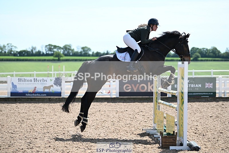 260507-134358-03623 - Cls 9 1.05m Amateur Qualifier