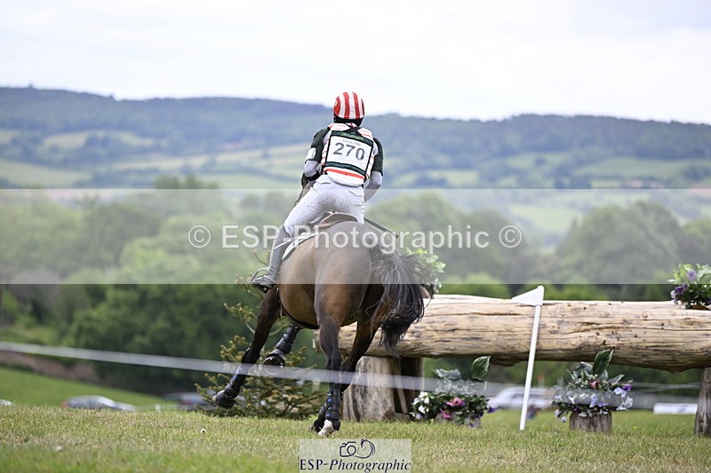 250524A-163752-14588 - C-270-Kento.Nagura-VINCI.DE.LA.VIGNE.JRA