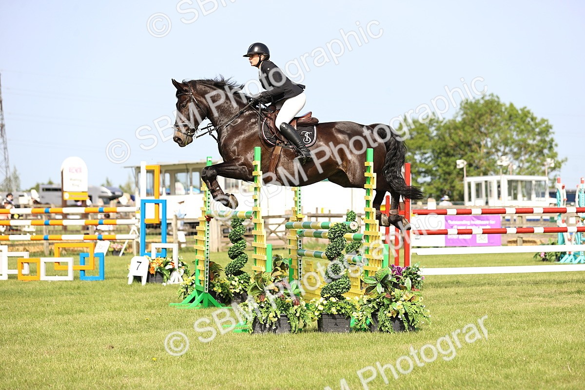 SBM_01416 - Class 200 - Martin Grant Homes Welcome Stakes 1.25m Open