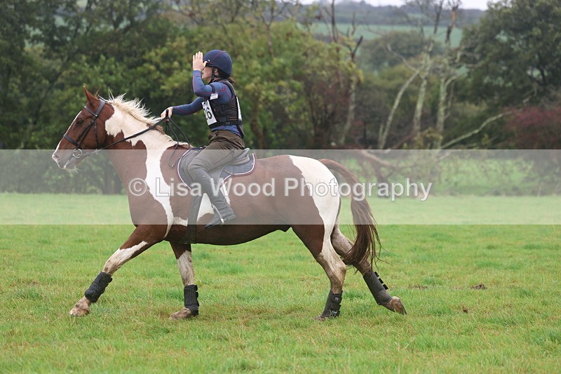 3E7A1367 - Class 2: 70cm: Half Roll Top