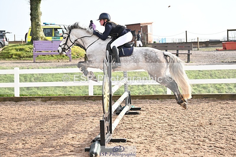 250209-112950-01539 - Cls 6 Pony Newcomers and 1m