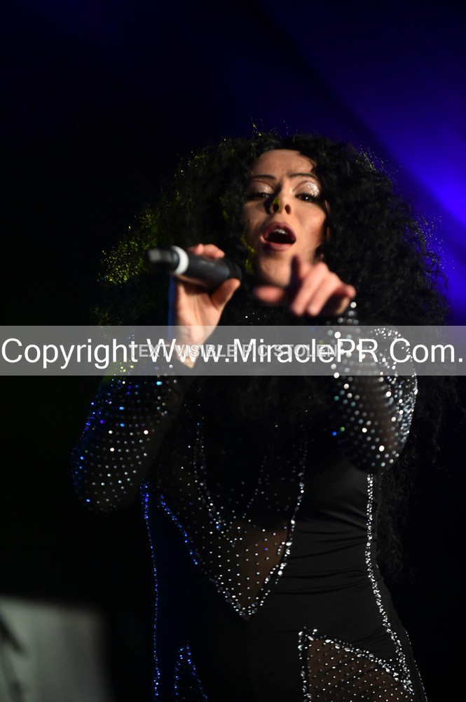 SH4_6032 - The Cher Experience