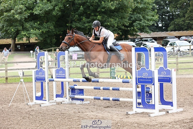 240803-122700-04933 - 201-Susan-Joy_Keeping-LANHYDROCK_DOWNS_REVENGE