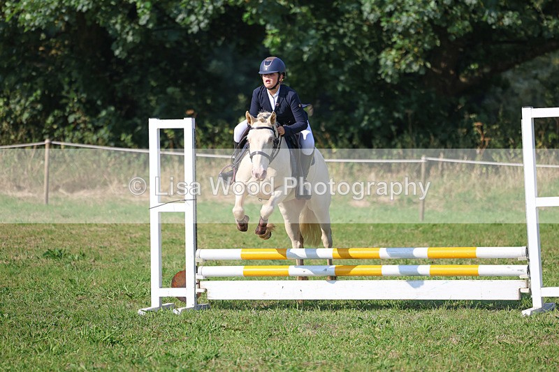3E7A1260 - Class 1: Club 60cm Juniors and Seniors