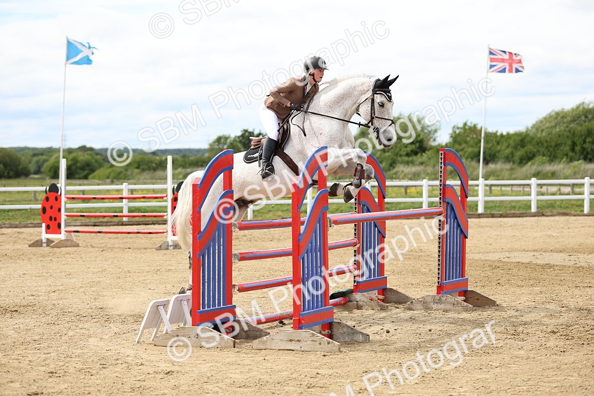 SBM_001332 - Class 5 - Senior Foxhunter - 1.20m