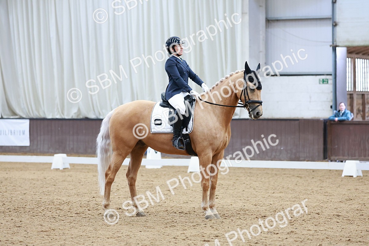 SBM_008715 - Class 6b - Novice 6 - 11.02-12.19