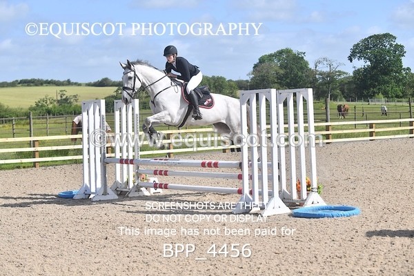 BPP_4456 - CLASS 2  Club/ Unaffiliated 80cms Open