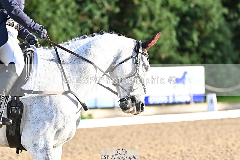 241023-160955-00869 - 014-Lizzie.Luxton-ST.TROPEZ