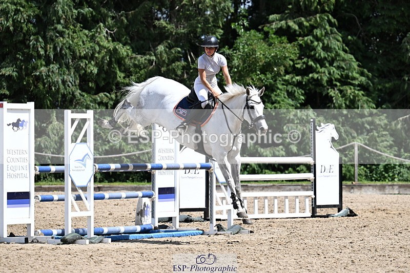 260705A-142433-20345 - Cls 52 Snr 1m 05 GP Jump Off