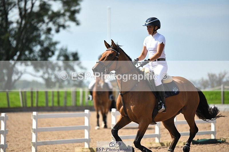 230903A-121227-04315 - Cls 14 1.10m Amateur Quali