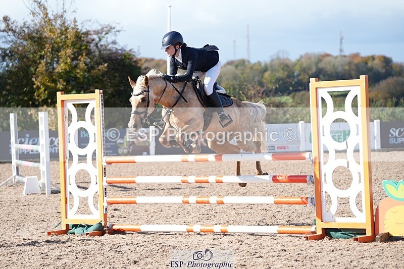 251025-133039-00537 - Cls 10 Pony Newcomers and 1m