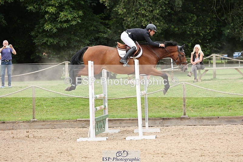 240817-142314-01867 - 05A Snr Newc