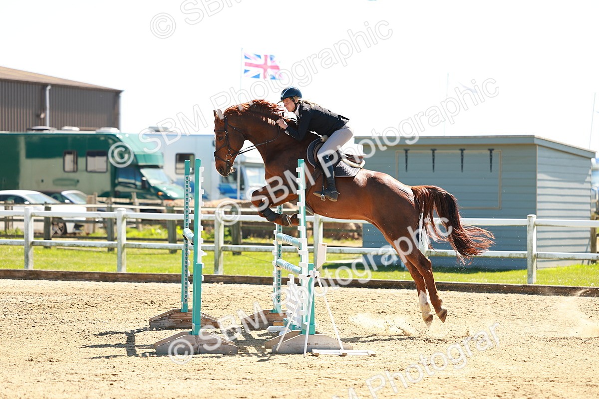 SBM_001543 - Class 5 - Senior Foxhunter - 1.20m