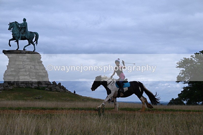 DSC_6557 - Time at Statue 12:45 to 13:15